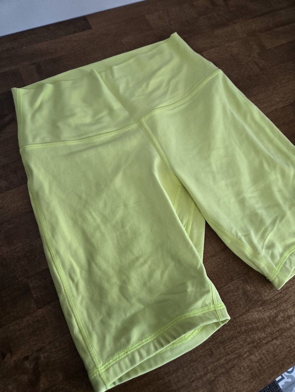 Lululemon Electric Lemon Align 8" Inseam Shorts *originally pants per dotcode 8 - Picture 5 of 8